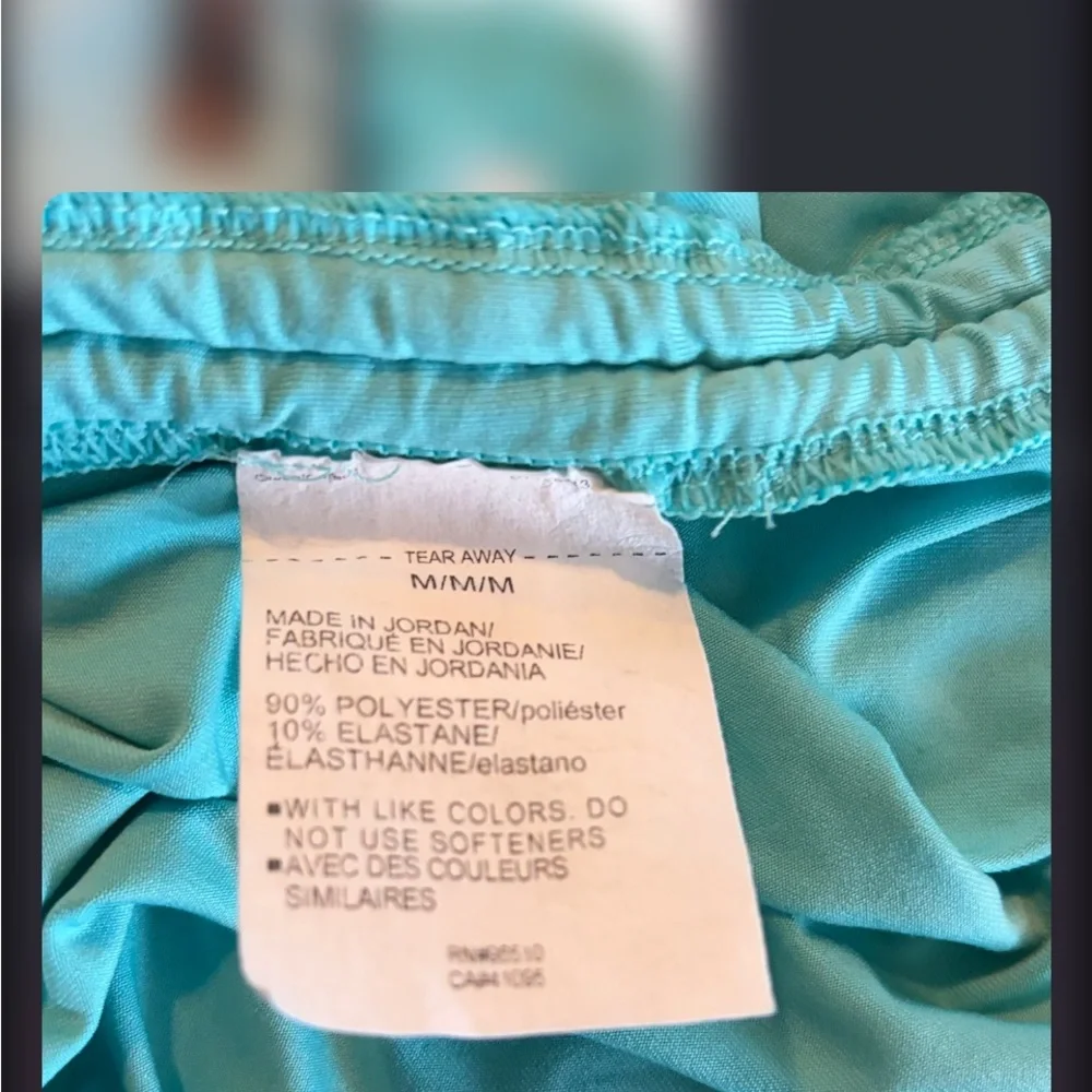 Under Armour Women's Long-Sleeve Performance Tee in Teal Blue - Picture 7 of 7